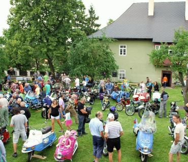 Setkání sběratelů historických vozidel 6.8.2016