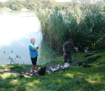 Závody 30 na rybníce Zásadník 7. září 2013