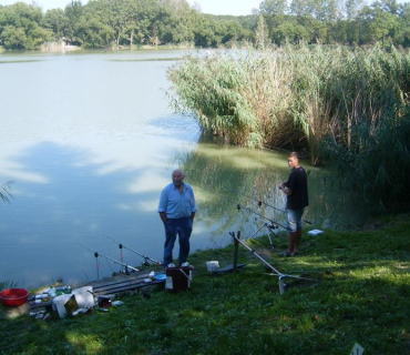 Závody 30 na rybníce Zásadník 7. září 2013