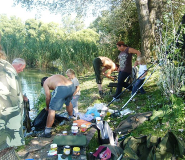 Závody 30 na rybníce Zásadník 7. září 2013