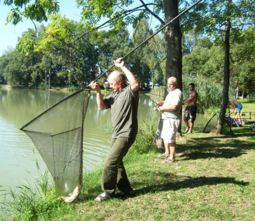 Závody 30 na rybníce Zásadník 7. září 2013