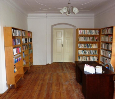 Knihovna - stěhování záři 2011